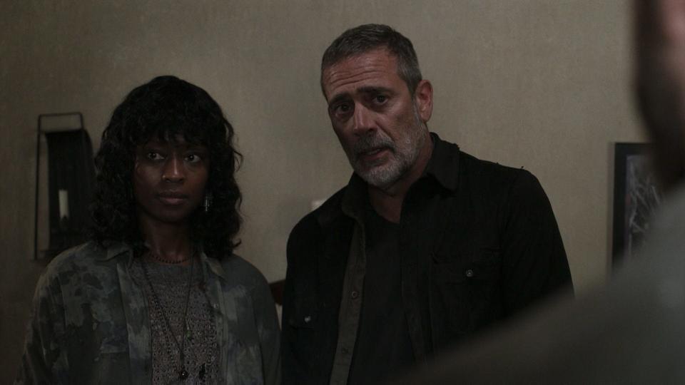 TWD 1114 Annie and Negan