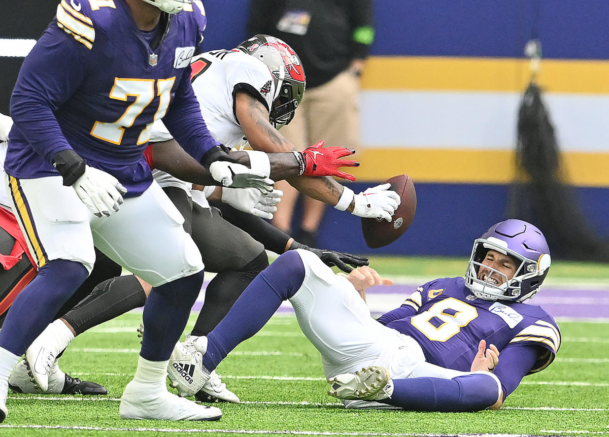 Dane Mizutani: Let that loss be a lesson to the Vikings. You don't always  win the close games.