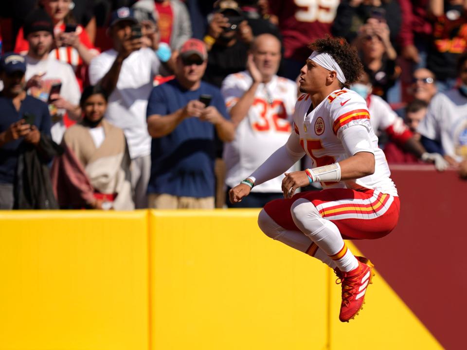 Patrick Mahomes warms up ahead of a game against the Washington Football Team.