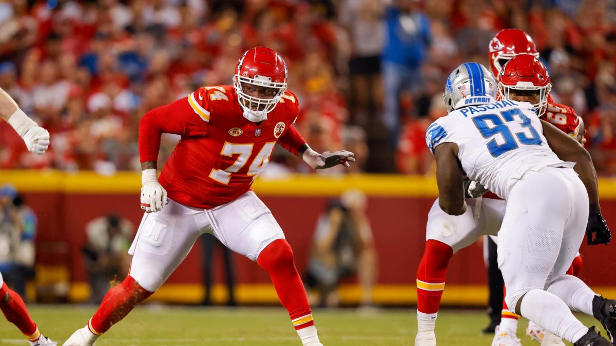 Jawaan Taylor draws 5 penalties, briefly benched in 2nd game with Chiefs  since signing $80M deal