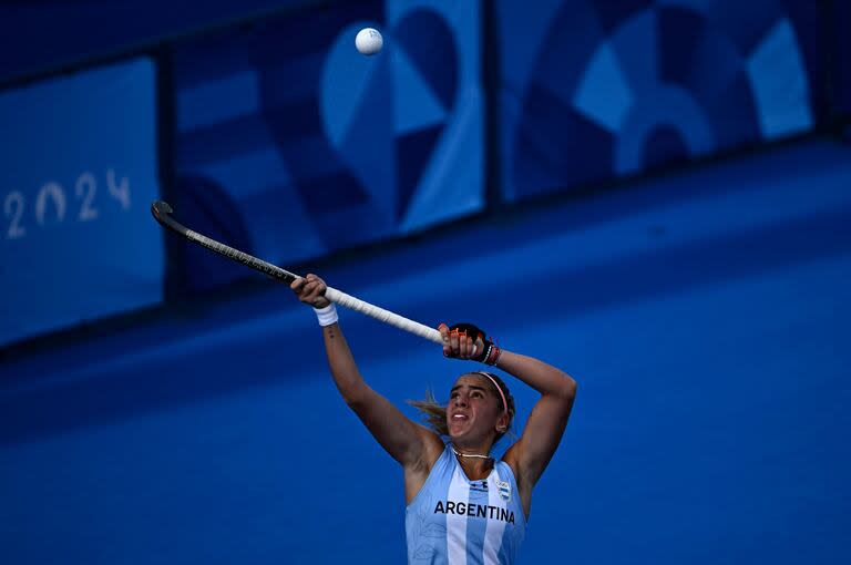 Zoe Díaz De Armas, una de las caras de las Leonas que se estrenan en unos Juegos Olímpicos, se luce con este gesto técnico