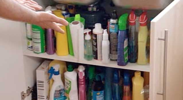 Experts recomment cutting back on cleaning chemicals. Photo: 7News