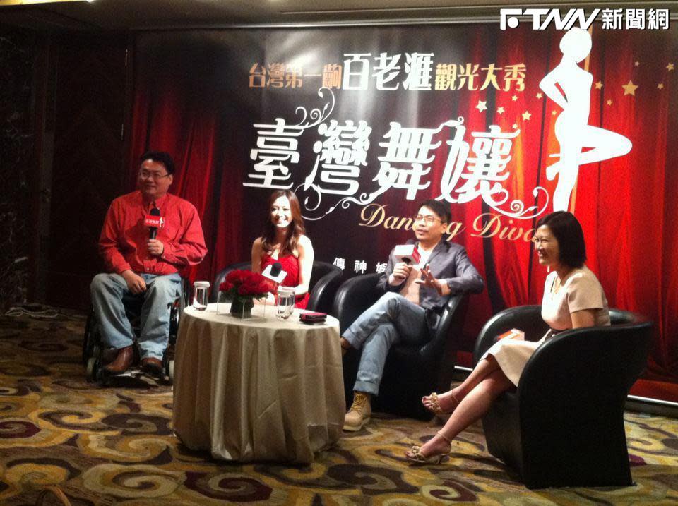許傑輝曾在2012年擔任《臺灣舞孃》舞台劇總導演，近日遭踢爆曾性騷擾當時的女演員。（圖／許傑輝臉書）