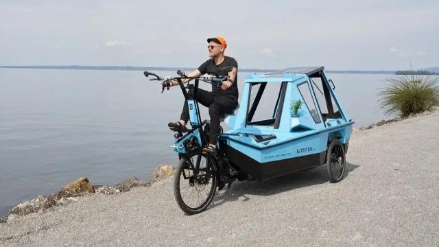 This amphibious e-bike camper turns into a boat for aquatic adventures
