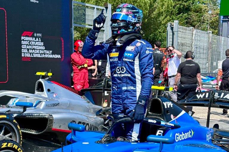 La dedicatoria de Franco Colapinto al Flaco Traverso, luego de su triunfo en la carrera sprint de la Fórmula 2 en Imola.