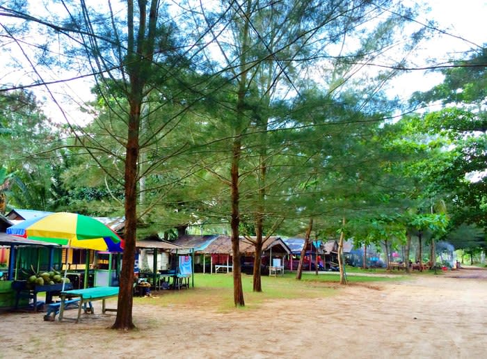 Humble facilities: Manggar Beach's surrounding facilities include humble paid bathrooms run by locals and small warungs selling a small variety of food and drink.