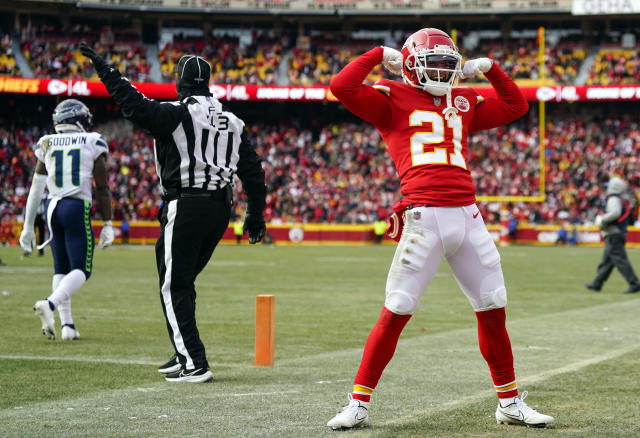 Chris Jones returns with a fury as Chiefs stifle Jaguars in 17-9 win