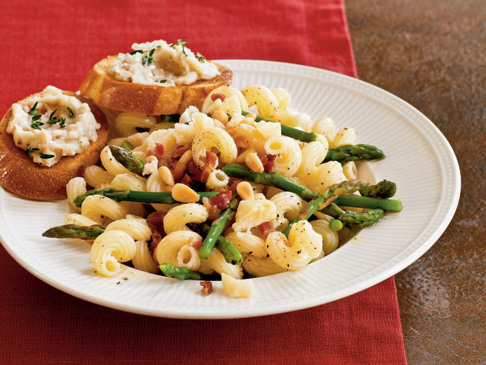 Pasta with Asparagus, Pancetta, and Pine Nuts