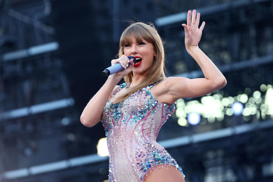 MELBOURNE, AUSTRALIA - FEBRUARY 16: EDITORIAL USE ONLY. NO BOOK COVERS Taylor Swift performs at Melbourne Cricket Ground on February 16, 2024 in Melbourne, Australia. (Photo by Graham Denholm/TAS24/Getty Images for TAS Rights Management)