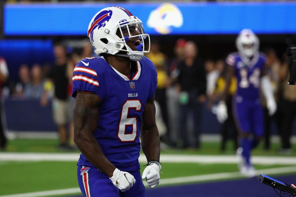 Bills wide receiver Isaiah McKenzie celebrates a 7-yard touchdown reception against the Los Angeles Rams during the third quarter on Sept. 8, 2022.