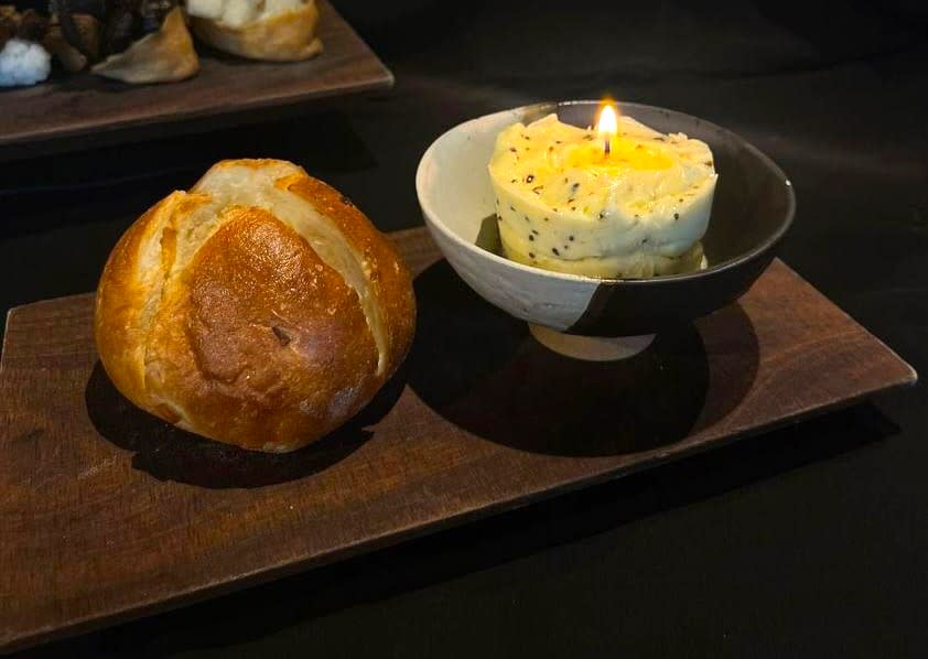 hana vegetarian omakase - bread candle