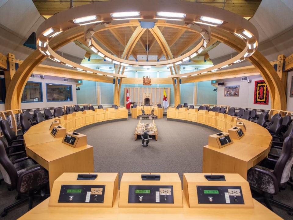 The Nunavut legislature in a file photo. Nunavummiut will head to the polls Oct. 25. (Submitted by John Quirke - image credit)