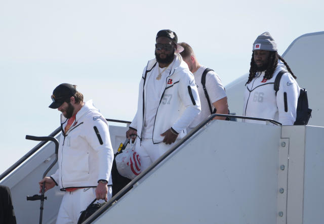 Cincinnati Bengals arrive in Los Angeles for Super Bowl 56