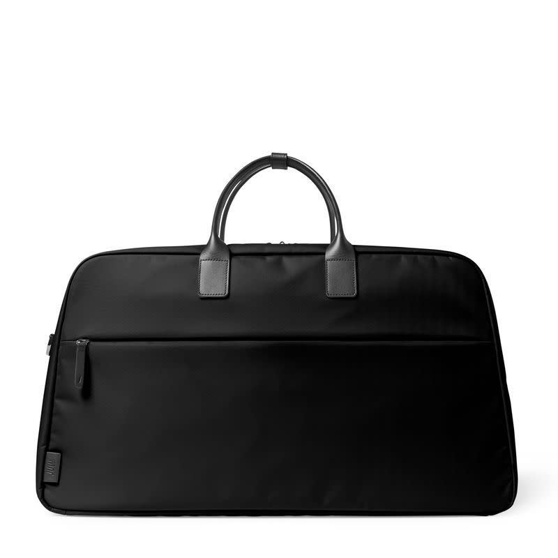 <p><a href="https://go.redirectingat.com?id=74968X1596630&url=https%3A%2F%2Fjuly.com%2Fus%2Ftravel-bags%2Fcarry-all-weekender-plus-clamshell-duffle-bag%2F&sref=https%3A%2F%2Fwww.esquire.com%2Fstyle%2Fmens-accessories%2Fg38070540%2Fbest-travel-bags-men%2F" rel="nofollow noopener" target="_blank" data-ylk="slk:Shop Now;elm:context_link;itc:0;sec:content-canvas" class="link ">Shop Now</a></p><p>Carry All Weekender Plus</p><p>july.com</p><p>$295.00</p>