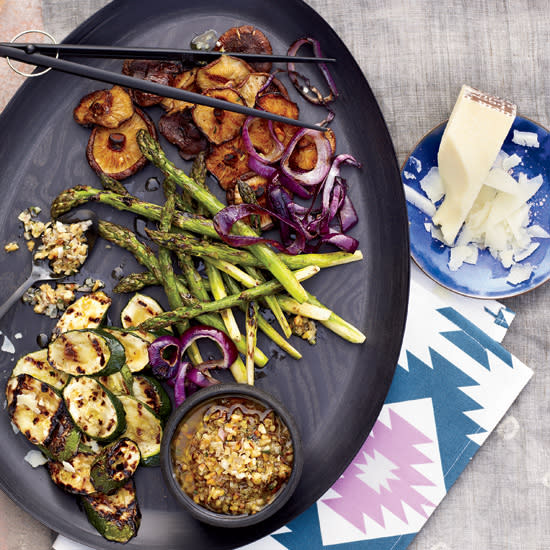 Vegetables with Walnut Dressing