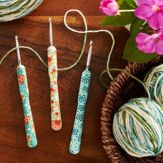 <p><a href="https://clicks.trx-hub.com/xid/hearstcorp_9eb67_tpw?q=https%3A%2F%2Fwww.walmart.com%2Fip%2FThe-Pioneer-Woman-3-Piece-Crochet-Hooks-Set-Hook-Sizes-F-G-and-H%2F365645864&p=https%3A%2F%2F&utmSource=yahoo-us&utmCampaign=3208&utmMedium=syn" rel="nofollow noopener" target="_blank" data-ylk="slk:Shop Now;elm:context_link;itc:0;sec:content-canvas" class="link ">Shop Now</a></p><p>The Pioneer Woman 3-Piece Crochet Hooks Set - F, G, H</p><p>walmart.com</p><p>$24.98</p>