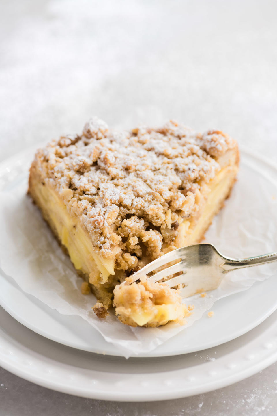 Quick PSA: Cardamom, a warm spice native to South India, might be even better than cinnamon when it comes to apples. There. I said it, and I have no regrets.Recipe: Honeycrisp Apple Cardamom Cake