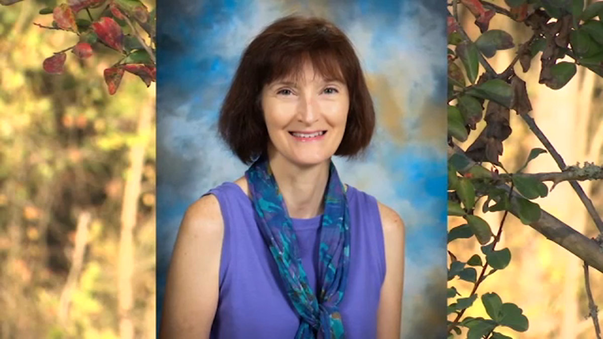 Cape Fear High School librarian "Miss O" killed in crash, students