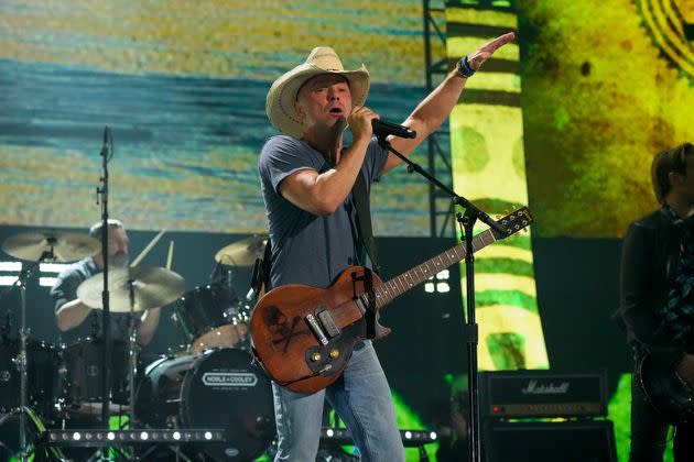 Chesney performs at the 2022 CMT Music Awards at Nashville Municipal Auditorium on April 11 in Nashville, Tennessee. (Photo: Kevin Mazur via Getty Images)