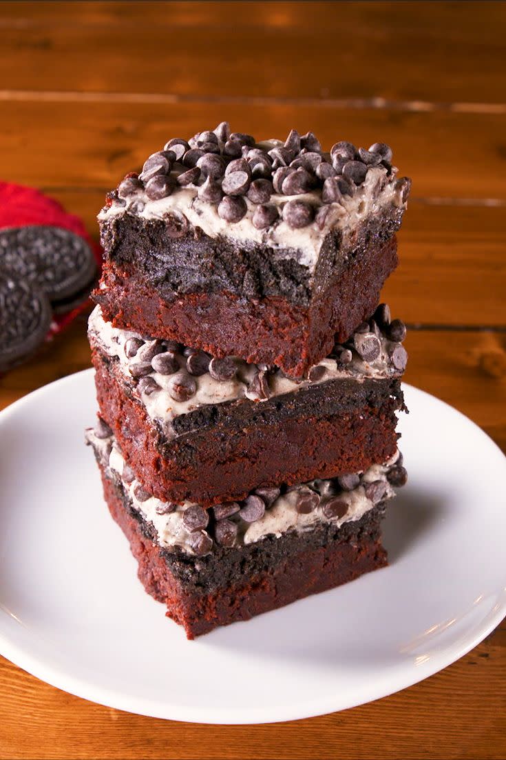 Red Velvet Oreo Brownies