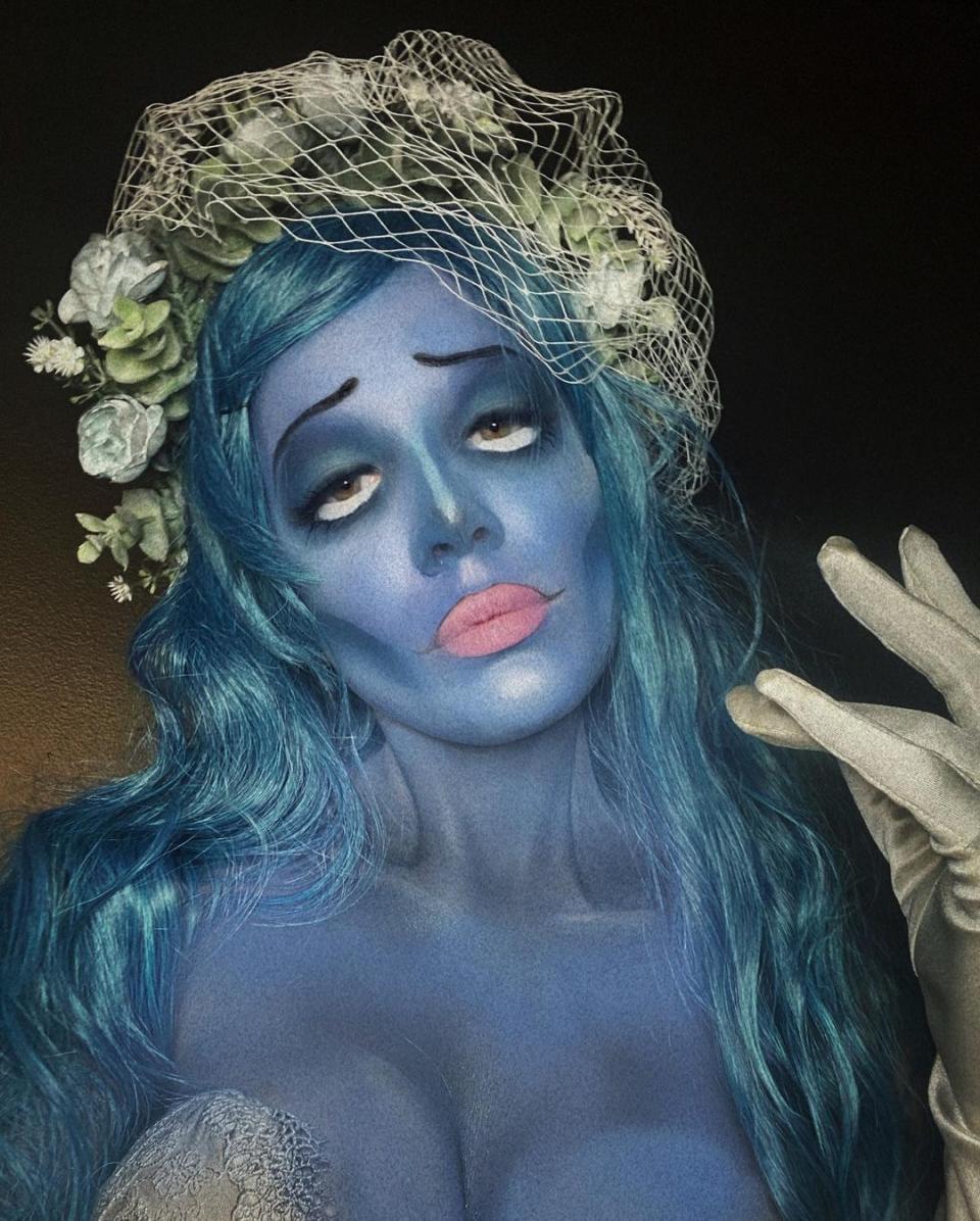 Halsey was spot-on as the lead character from Tim Burton's film, Corpse Bride. Photo: Instagram/iamhalsey.