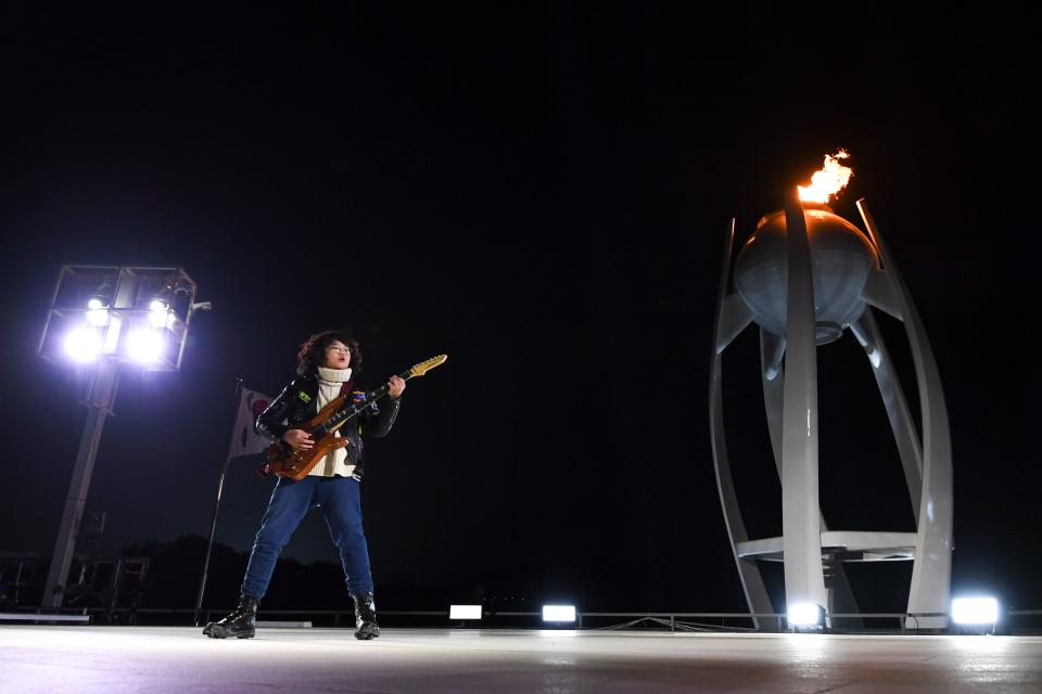 <p>Korean musician Yang Tae-hwan performs during the closing ceremony of the Pyeongchang 2018 Winter Olympic Games at the Pyeongchang Stadium on February 25, 2018. / AFP PHOTO / POOL AND AFP PHOTO / Florian CHOBLET </p>