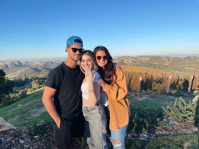 <p>Makena Moore Instagram</p> Taylor Lautner with his sister Makena Moore and now-wife Tay Lautner