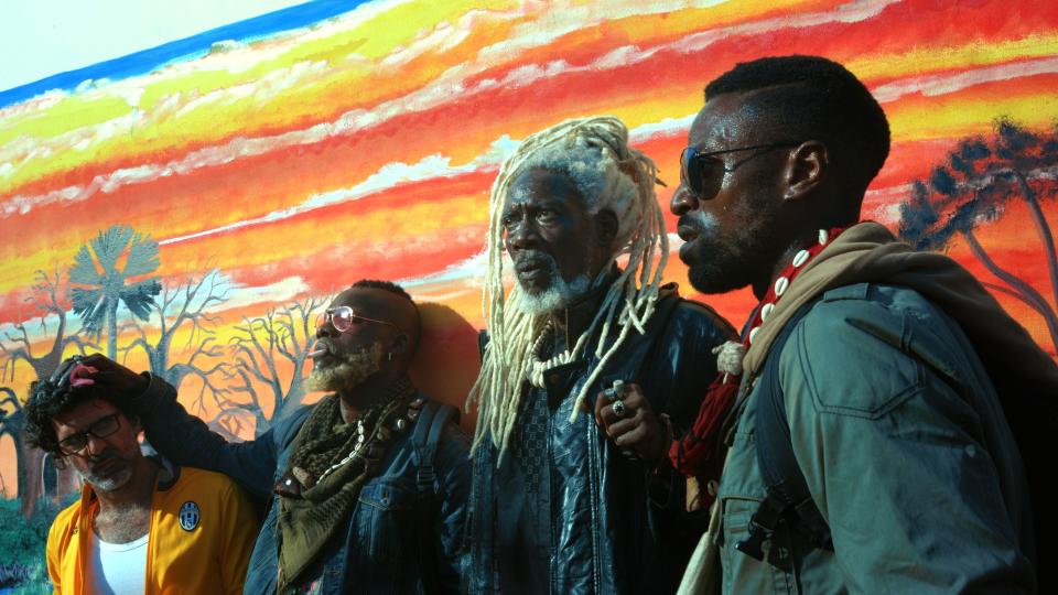 A drug dealer (Renaud Farah) and a trio of mercenaries (Roger Sallah, Mentor Ba and Yann Gael) run afoul of dark supernatural forces in the African horror film "Saloum."