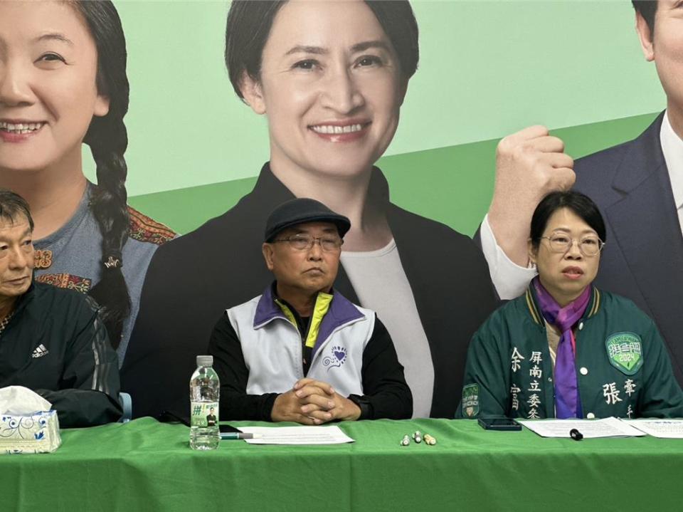 新北市立委候選人林國春爆料徐富癸違規蓋農舍，徐妻張靜玲(右)回應：是給慢飛天使的開心農場，一切合法。(徐富癸陣營提供)