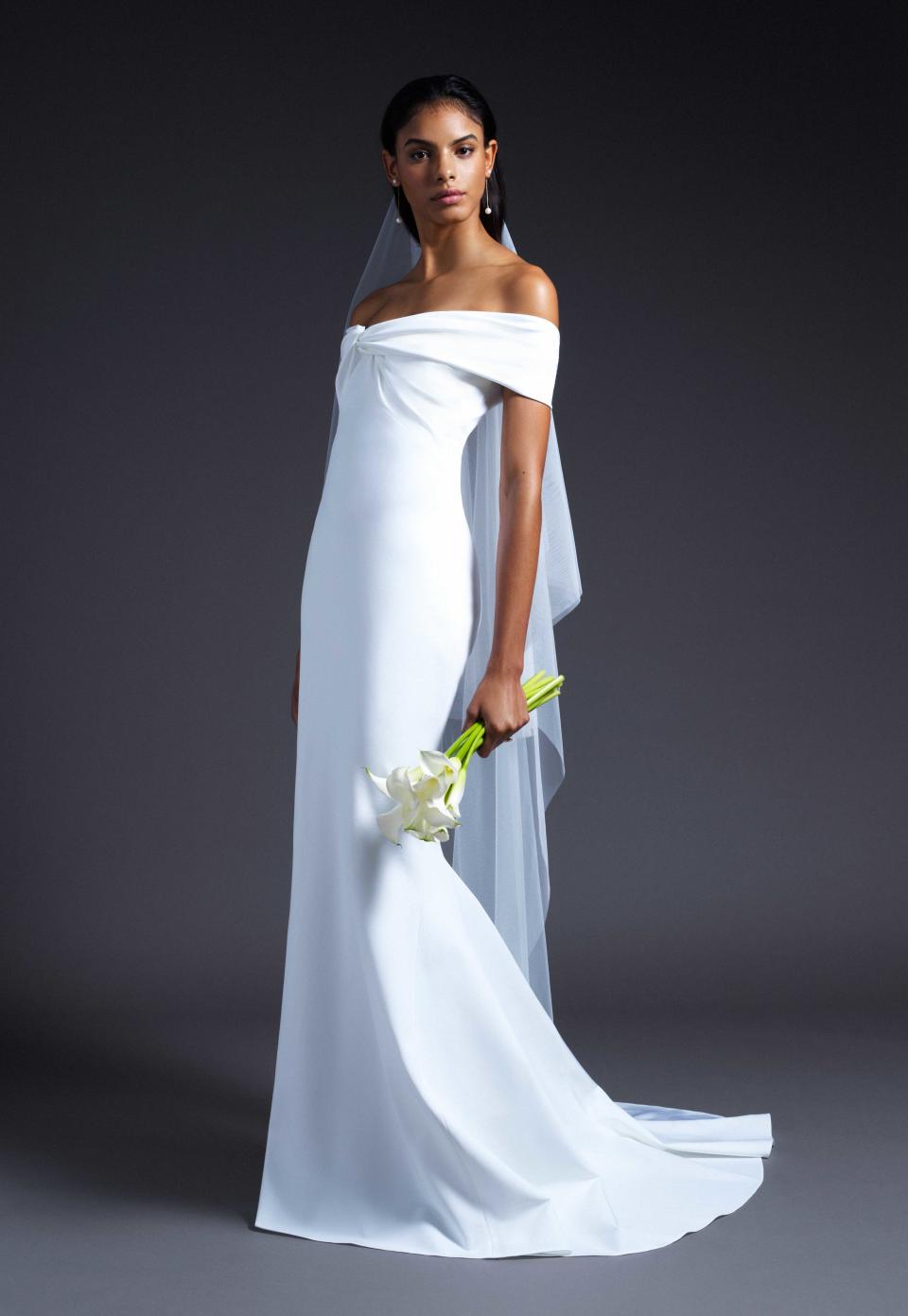 Cushnie Bridal Candice Off Shoulder Bodice Gown with Train (Photo: Moda Operandi)