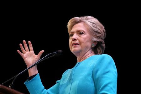 U.S. Democratic presidential nominee Hillary Clinton speaks at a fundraiser in Seattle, Washington, U.S., October 14, 2016. REUTERS/Lucy Nicholson