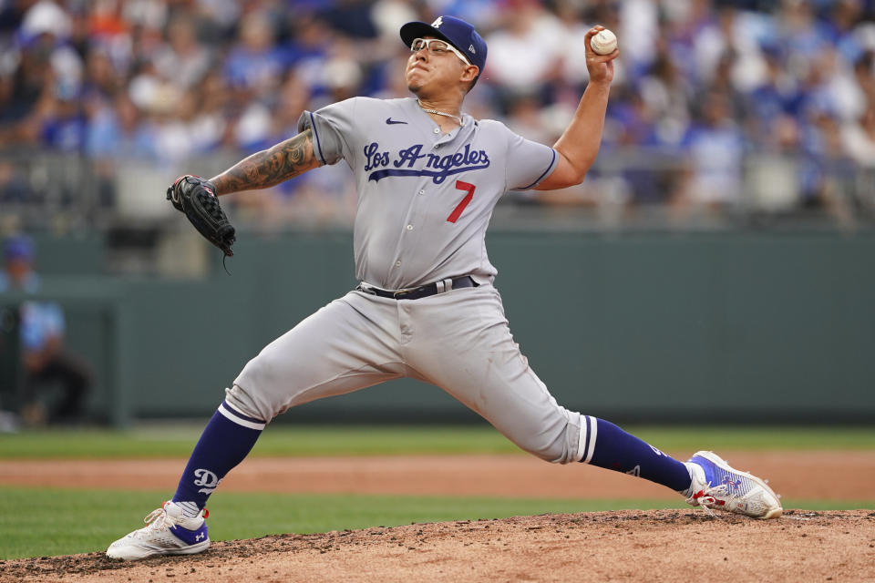 Julio Urías繳出6局、僅被敲1安打、無失分、7K優質先發，賽後也順利收下本季第7勝（7-5）。(Photo by Kyle Rivas/Getty Images)