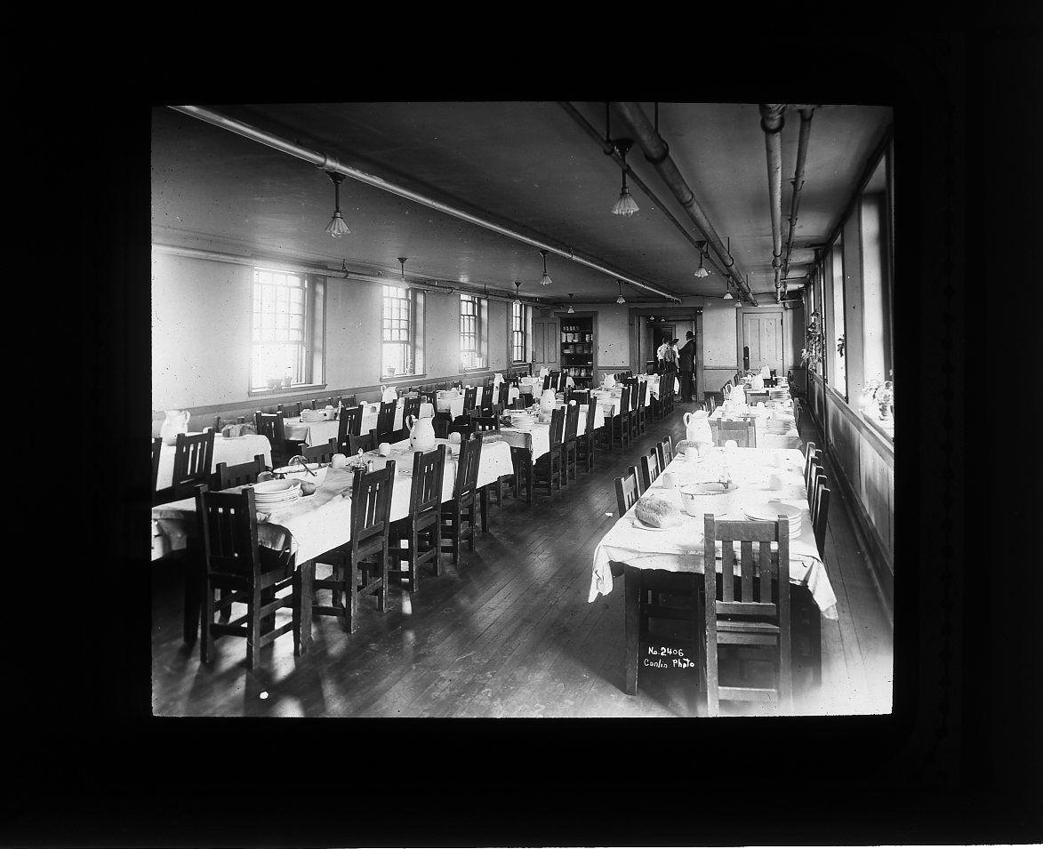 1910 school dining room