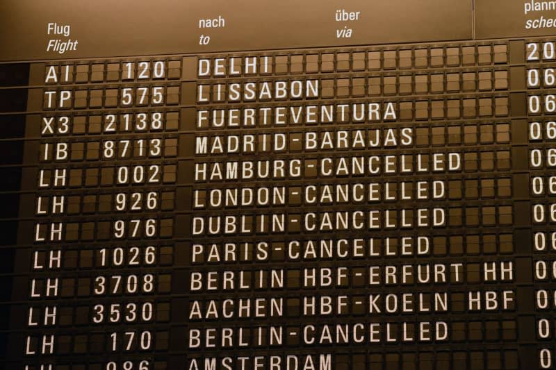 The words "canceled" can be seen on a display board at Frankfurt Airport. A strike by Lufthansa ground staff has begun at several German airports, a spokesman for the Verdi trade union in Frankfurt confirmed on Wednesday morning. Ardavan Safari/dpa