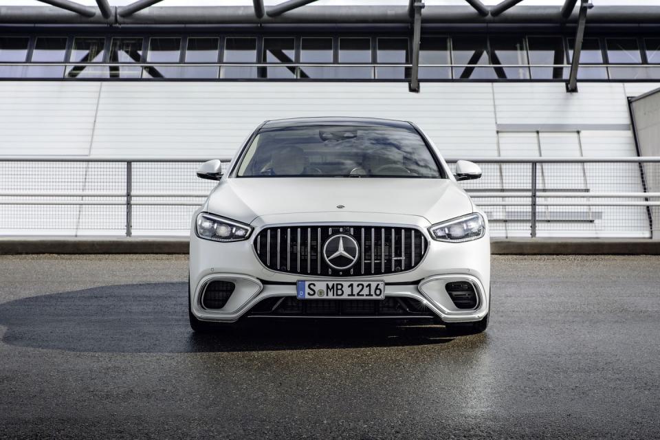 <p>The S63 rides on air suspension and adaptive dampers, giving it the ability to adapt depending on road conditions or driving styles.</p>