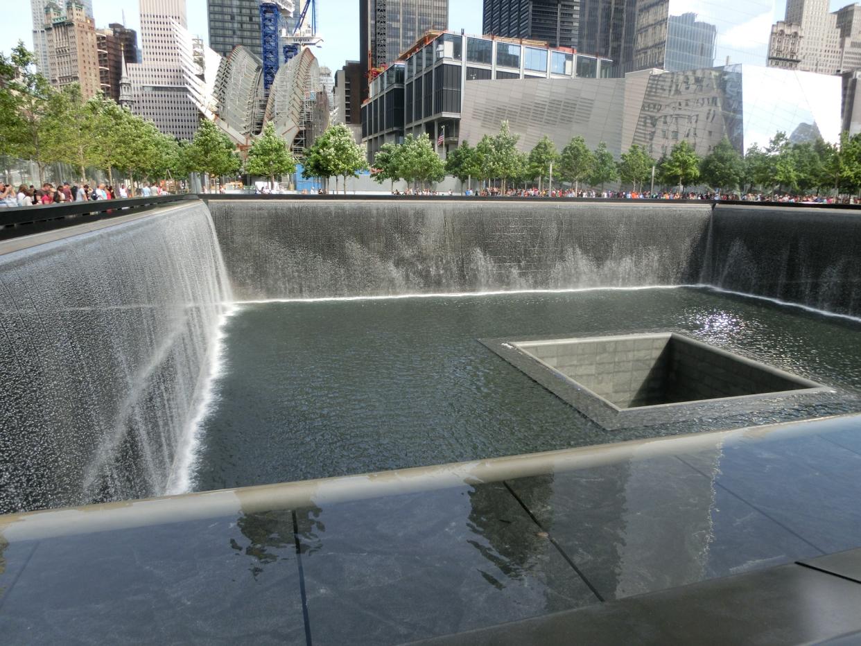 9/11 Memorial at Ground Zero (Pixabay)