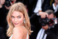 <p>Segue, con 9 milioni di dollari, Karlie Kloss, nata a Chicago il 3 agosto 1992, altra supermodella e blogger statunitense. (Credits – Getty Images) </p>