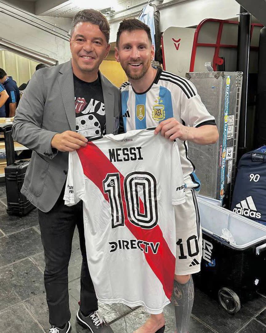 Gallardo, Messi y la camiseta millonaria
