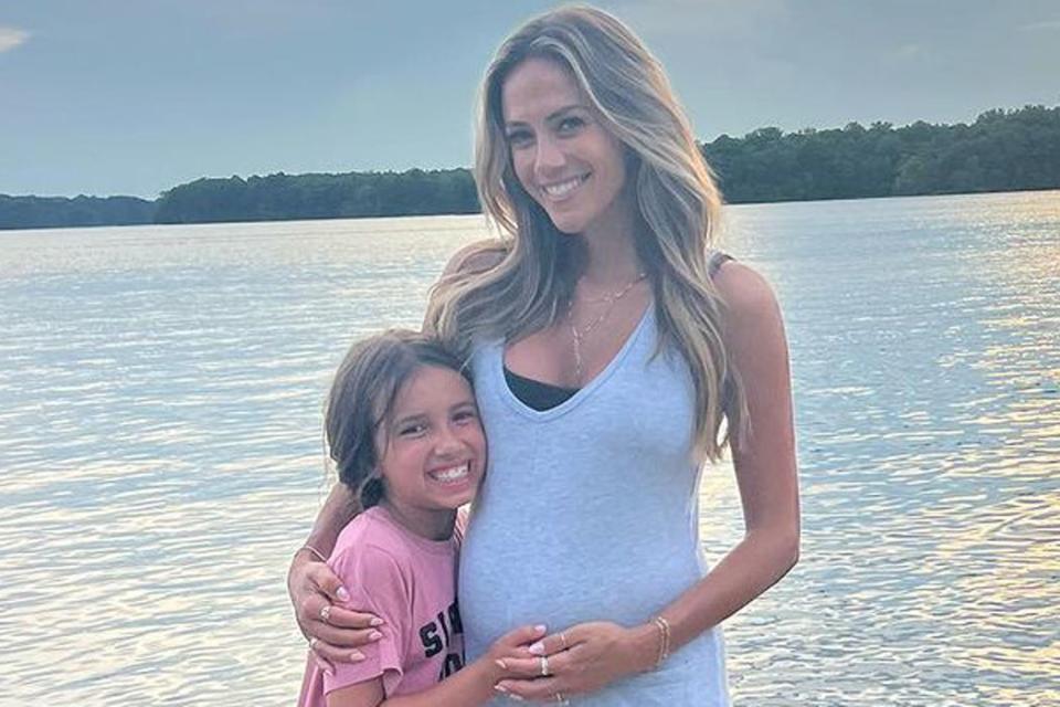 <p>Jana Kramer/Instagram</p> Jana Kramer tells daughter Jolie, 7, about pregnancy