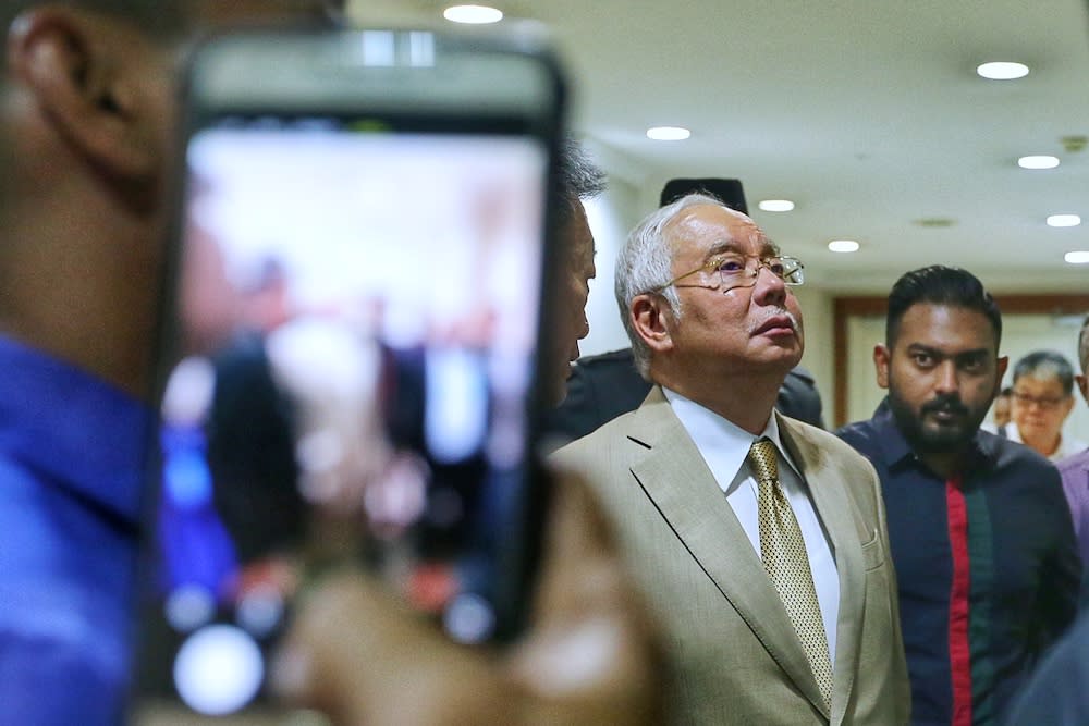 Datuk Seri Najib Razak is pictured at the Kuala Lumpur High Court November 18, 2019. —  Picture by Ahmad Zamzahuri