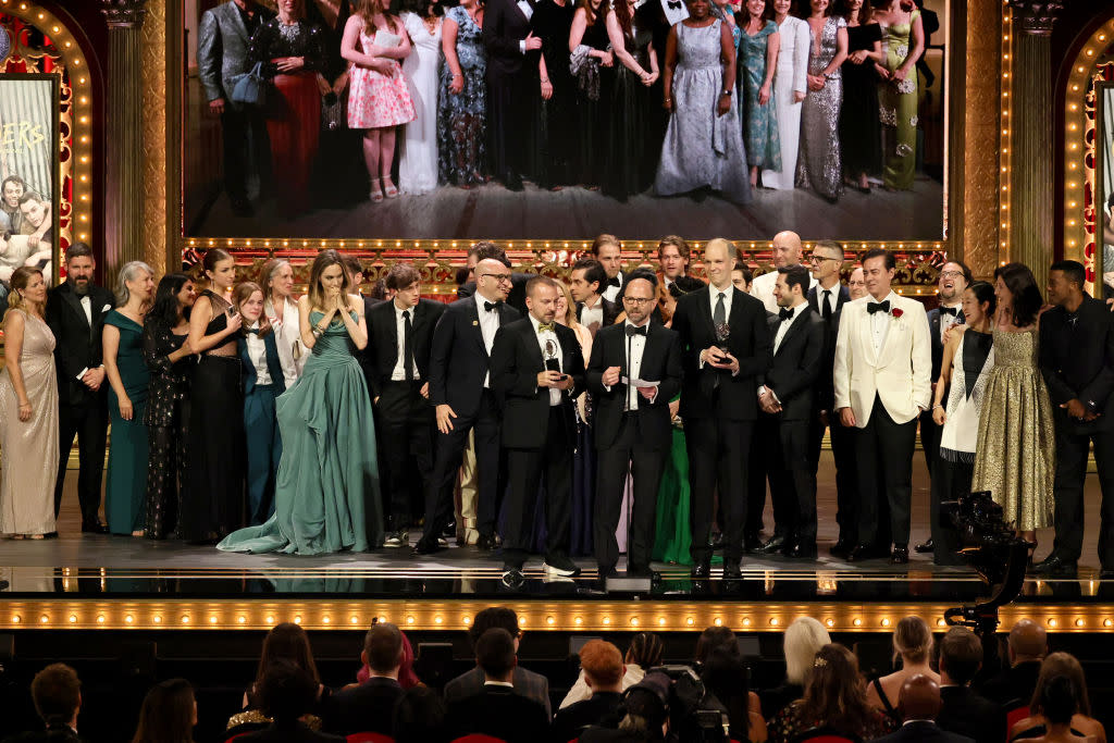 NEW YORK, NEW YORK - JUNE 16: Vivienne Jolie, Angelina Jolie, Sky Lakota-Lynch, Adam Rapp, Matthew Rego, Danya Taymor, Hank Unger, and cast and crew accept the Best Musical award for 