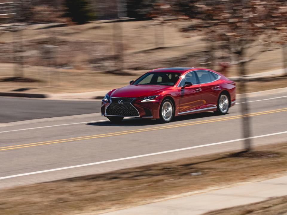 View Photos of the 2019 Lexus LS500h Hybrid