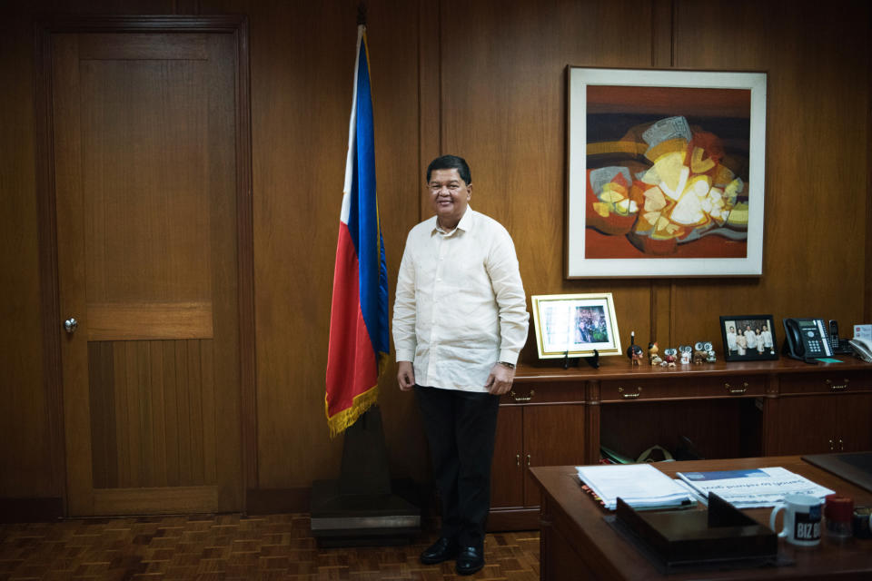 Bangko Sentral ng Pilipinas Governor Nestor Espenilla (Photo: Getty Images)