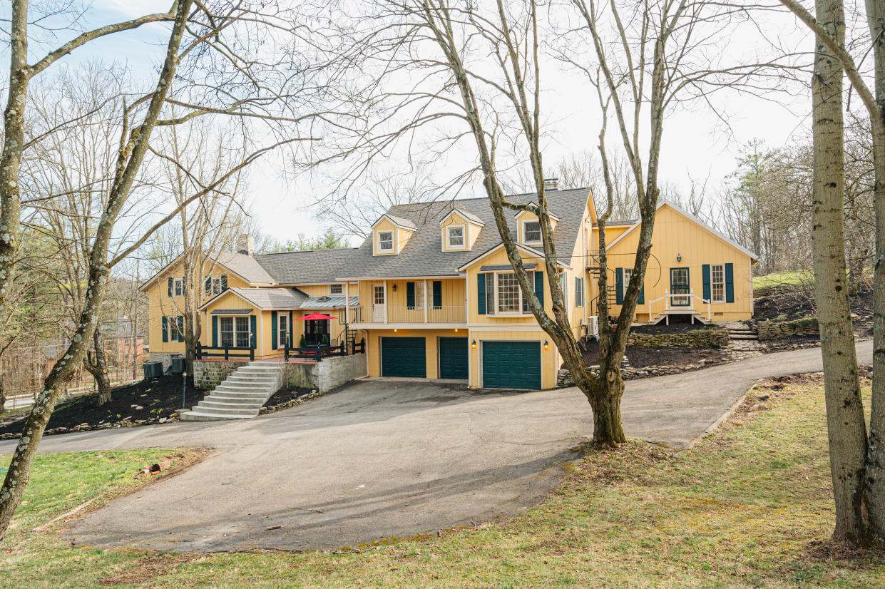 A Delaware County home that dates from 1807, making it one of the oldest homes in central Ohio, has been listed for $950,000.