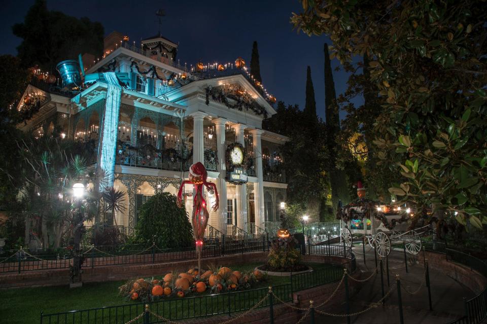 haunted mansion disneyland