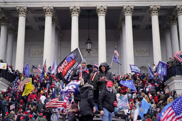 Trump supporters storm the U.S. Capitol and halt a joint session of the 117th Congress on Jan. 6, 2021. (Photo: Kent Nishimura / Los Angeles Times via Getty Images))