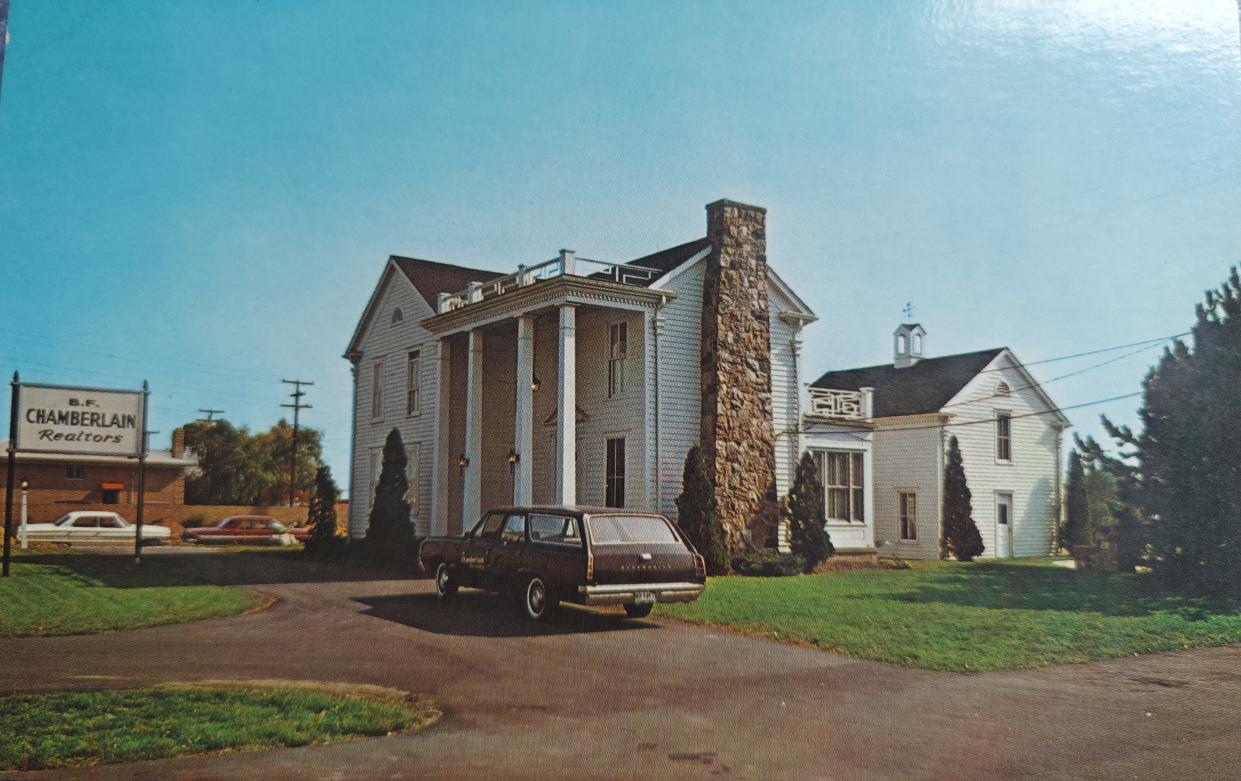 Photo of the house when it was Chamberlain Real Estate Co. on 12 Mile Road in Warren.