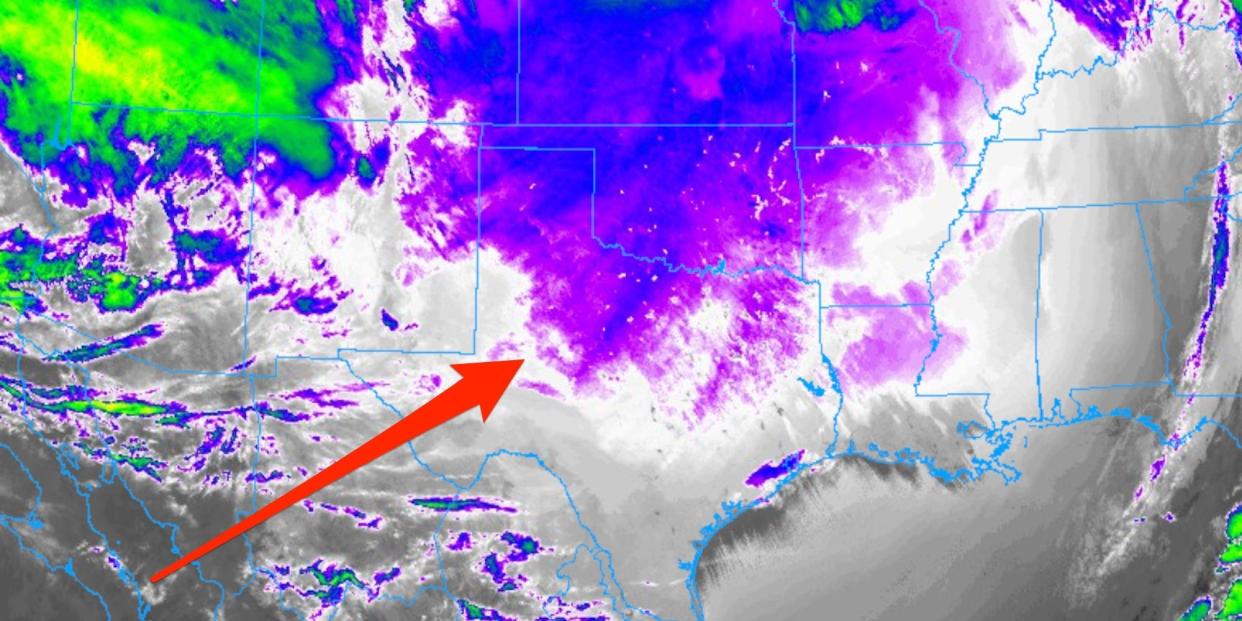 An annotated picture of the extreme cold which has confused the GOES-East weather satellite into picturing the cold ground as clouds in Texas on February 16, 2020.