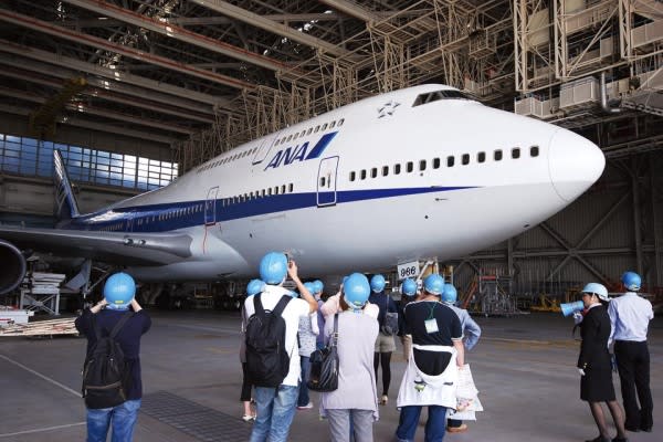 可以近距離的觀察波音747、到波音767等大型和中型飛機整備和維修過程。（圖片來源／kidslifeguide）