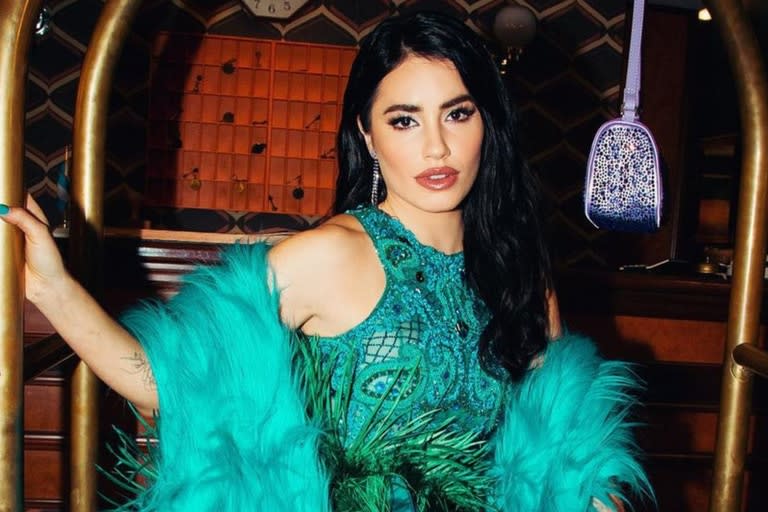 Lali Espósito compartió qué lleva en su cartera y sorprendió a todos con una revelación